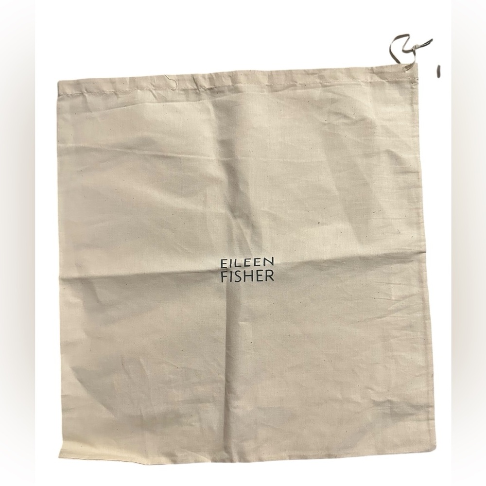 Eileen Fisher 100% Organic Cotton Dust Bag in cream 17x16